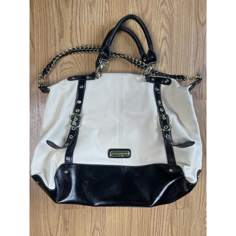 Steve Madden  Bucket Purse